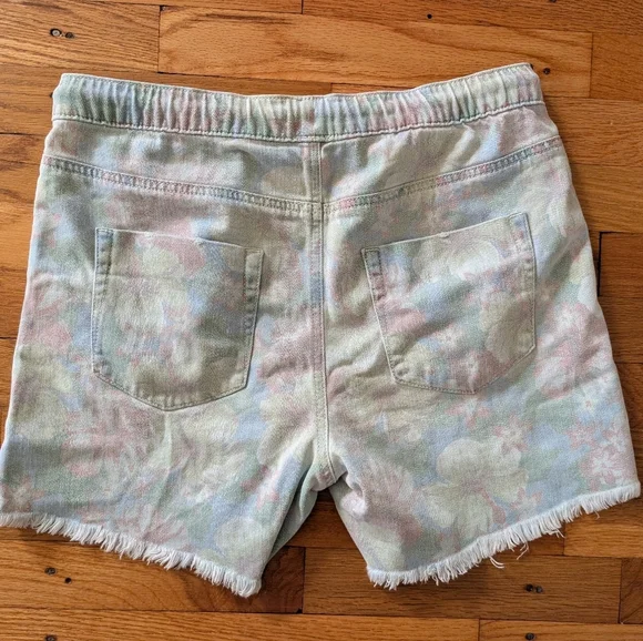 Aerie High Waist Pastel Floral Shorts - Picture 7 of 7